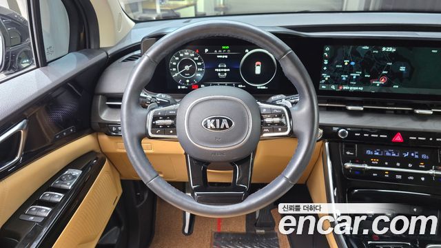 Kia Canival 2021 — photo 19