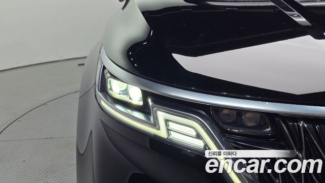Kia Canival 2021 — photo 8