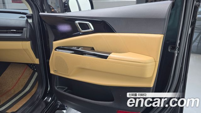 Kia Canival 2021 — photo 15