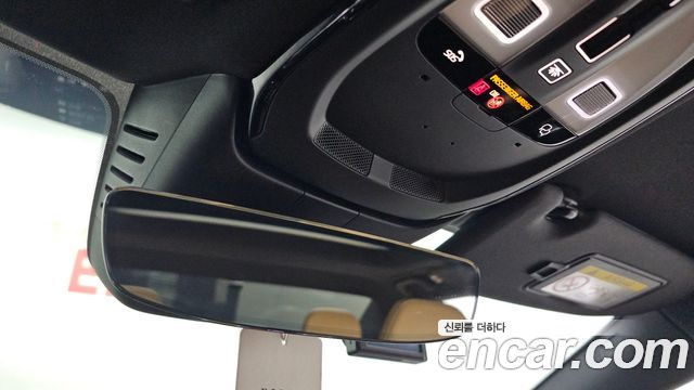 Volvo S60 2024 — photo 17