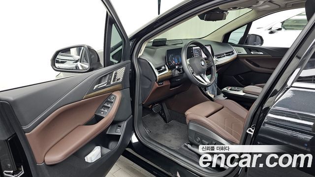 BMW 2-Series 2025 — photo 13