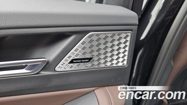 BMW 2-Series 2025 — photo 36