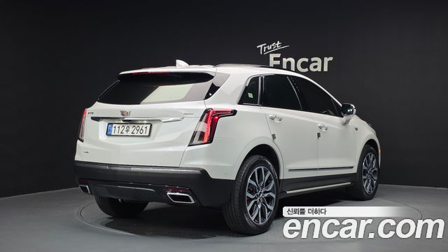 Cadillac XT5 2022 — photo 2