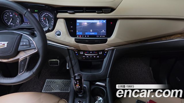 Cadillac XT5 2022 — photo 19