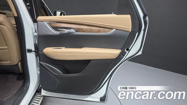 Cadillac XT5 2022 — photo 15