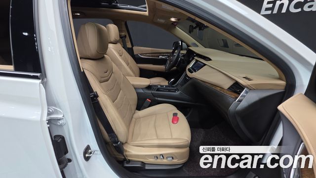 Cadillac XT5 2022 — photo 16