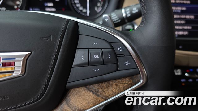 Cadillac XT5 2022 — photo 32