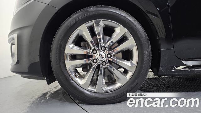 Kia Canival 2016 — photo 5