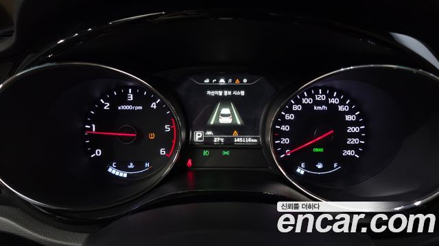 Kia Canival 2016 — photo 8