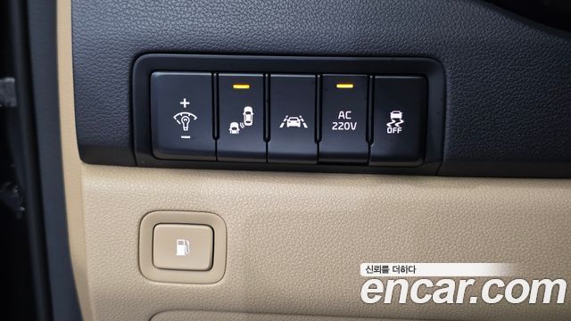 Kia Canival 2016 — photo 13