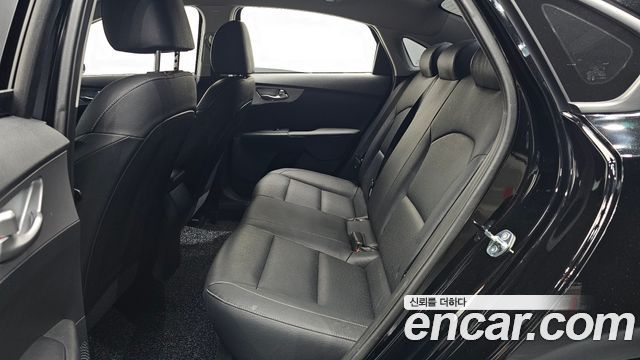 Kia K3 2024 — photo 12