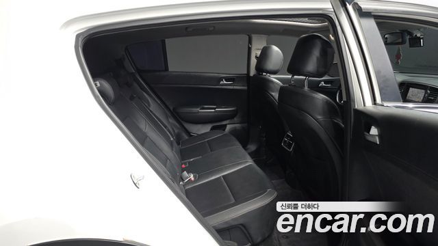 Kia Sportage 2016 — photo 18