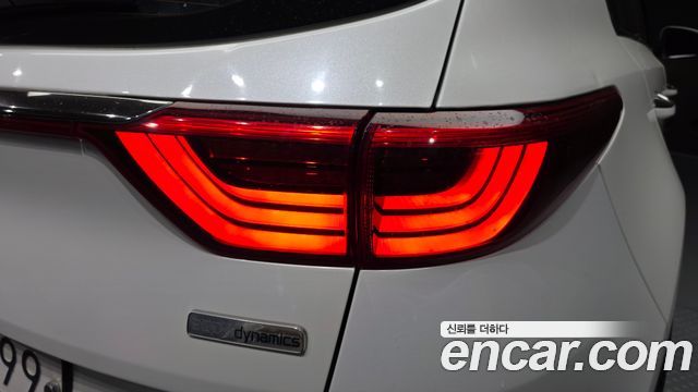 Kia Sportage 2016 — photo 9
