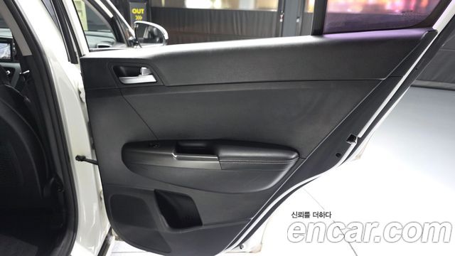Kia Sportage 2016 — photo 15