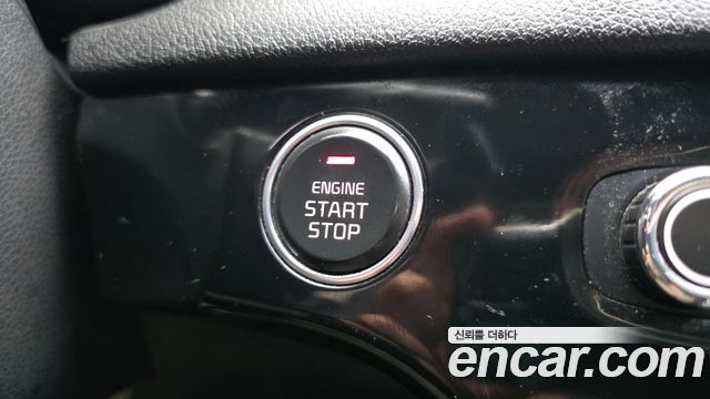 Kia Sportage 2016 — photo 28