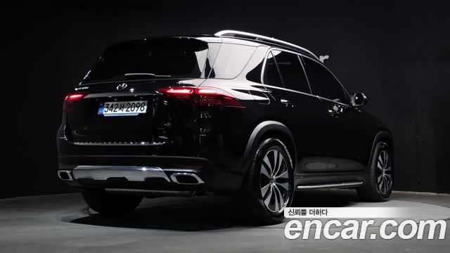 Mercedes-Benz GLE-Class 2025 — photo 2