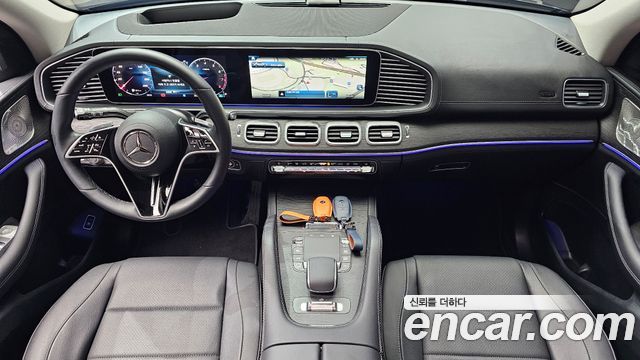 Mercedes-Benz GLE-Class 2025 — photo 10