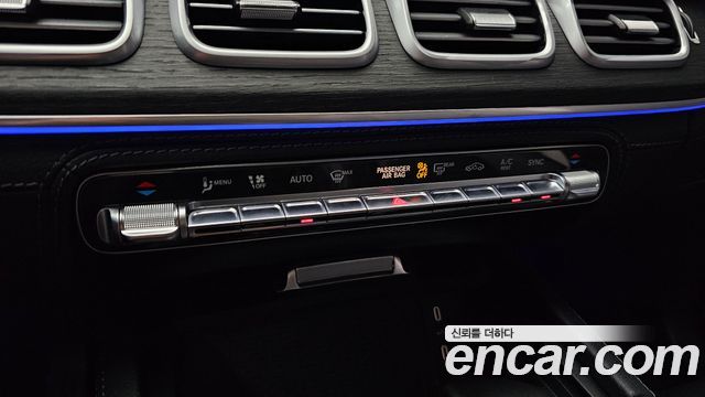 Mercedes-Benz GLE-Class 2025 — photo 26