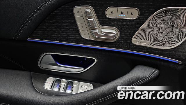 Mercedes-Benz GLE-Class 2025 — photo 31