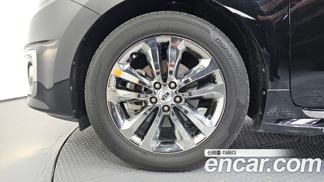 Kia Canival 2018 — photo 5