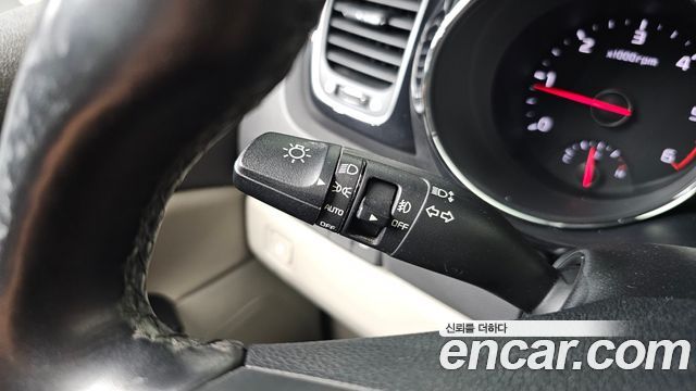 Kia Canival 2018 — photo 29