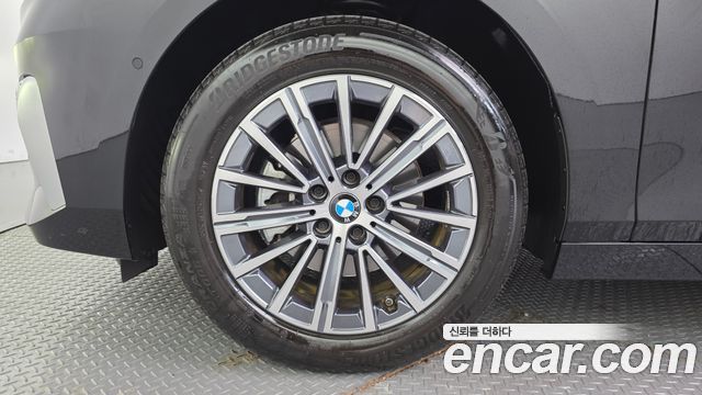 BMW 2-Series 2023 — photo 5