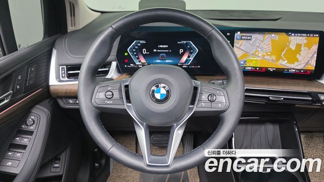 BMW 2-Series 2023 — photo 22