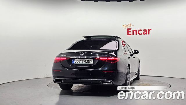 Mercedes-Benz S-Class 2023 — photo 4