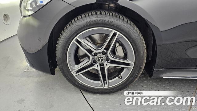 Mercedes-Benz S-Class 2023 — photo 5