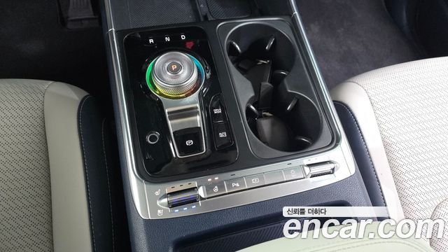 Kia Canival 2025 — photo 12