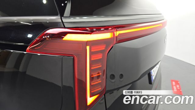 Kia Canival 2025 — photo 9