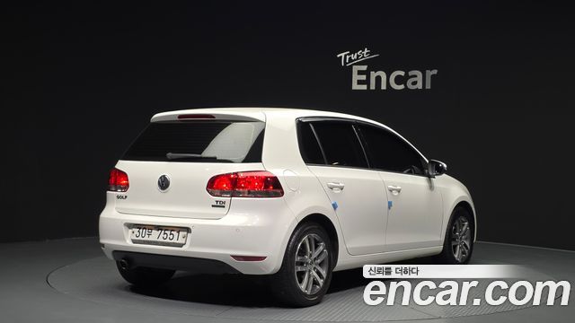 Volkswagen Golf 2012 — photo 2