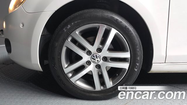 Volkswagen Golf 2012 — photo 5