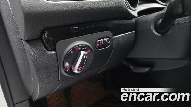 Volkswagen Golf 2012 — photo 18