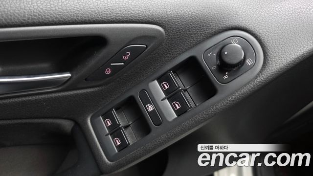 Volkswagen Golf 2012 — photo 19