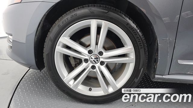 Volkswagen Passat 2015 — photo 5