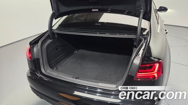 Audi A6 2016 — photo 33