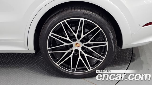 Porsche Cayenne 2025 — photo 7