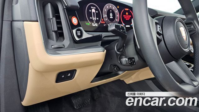 Porsche Cayenne 2025 — photo 28