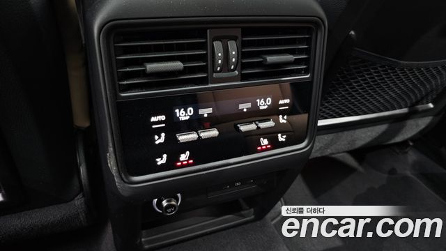 Porsche Cayenne 2025 — photo 31