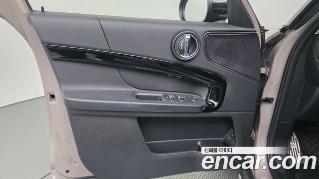 Mini Countryman 2023 — photo 14