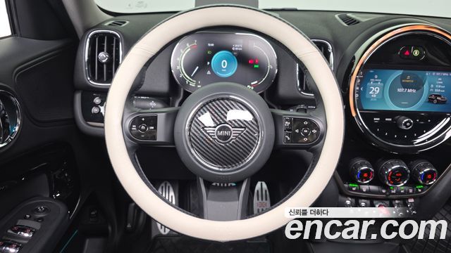 Mini Countryman 2023 — photo 27