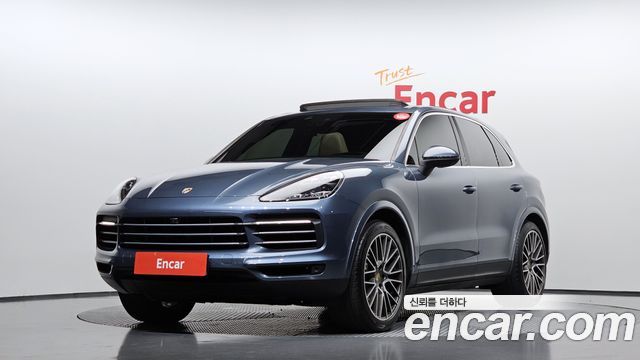 Porsche Cayenne 2020 — photo 1