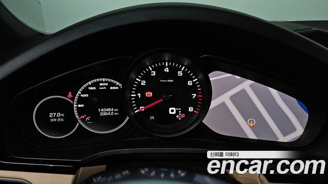 Porsche Cayenne 2020 — photo 8