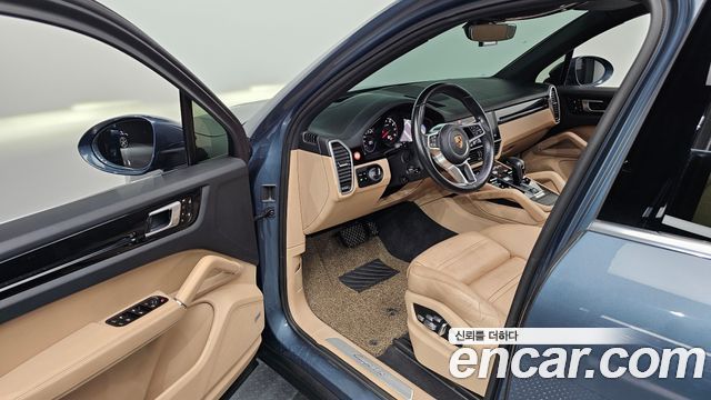 Porsche Cayenne 2020 — photo 10