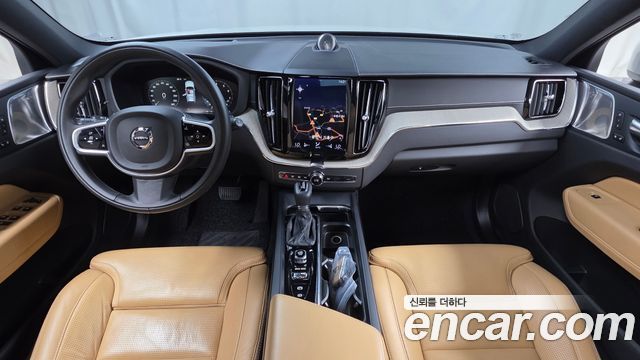 Volvo XC60 2020 — photo 7
