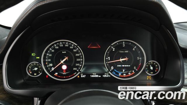 BMW X6 2016 — photo 8