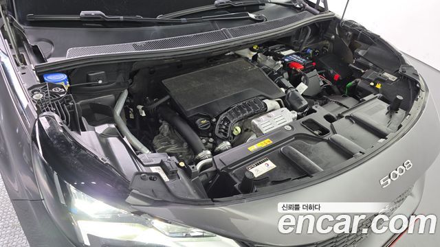 Peugeot 5008 2022 — photo 6