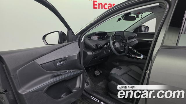 Peugeot 5008 2022 — photo 13