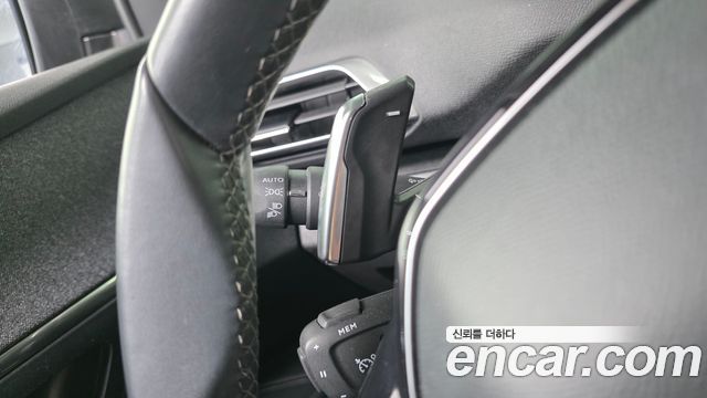 Peugeot 5008 2022 — photo 18